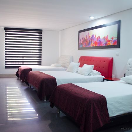 מדיין Hotel Merlott 70 מראה חיצוני תמונה