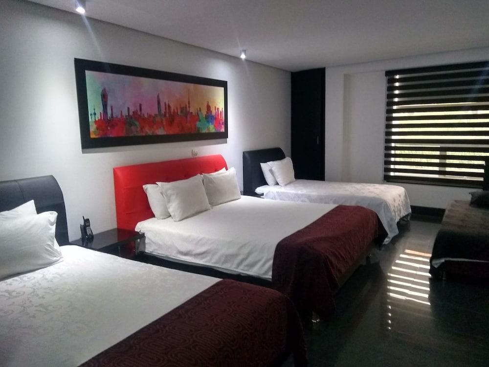 מדיין Hotel Merlott 70 מראה חיצוני תמונה